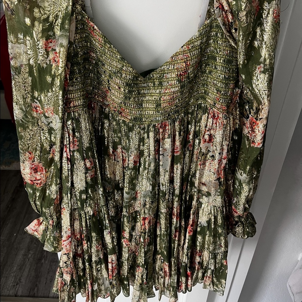 Long sleeve hemant and nandita floral metallic green dress